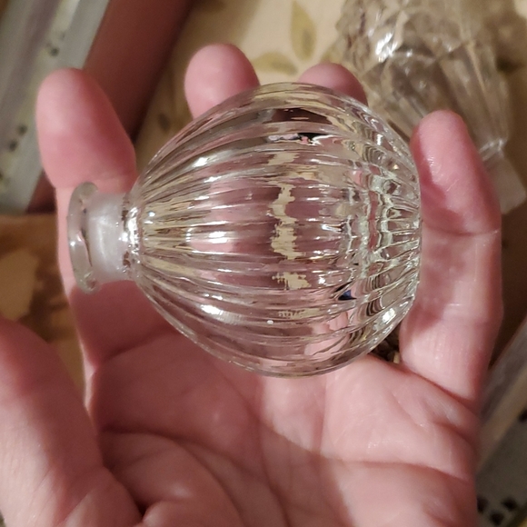 Vintage perfume bottle - Picture 5 of 8